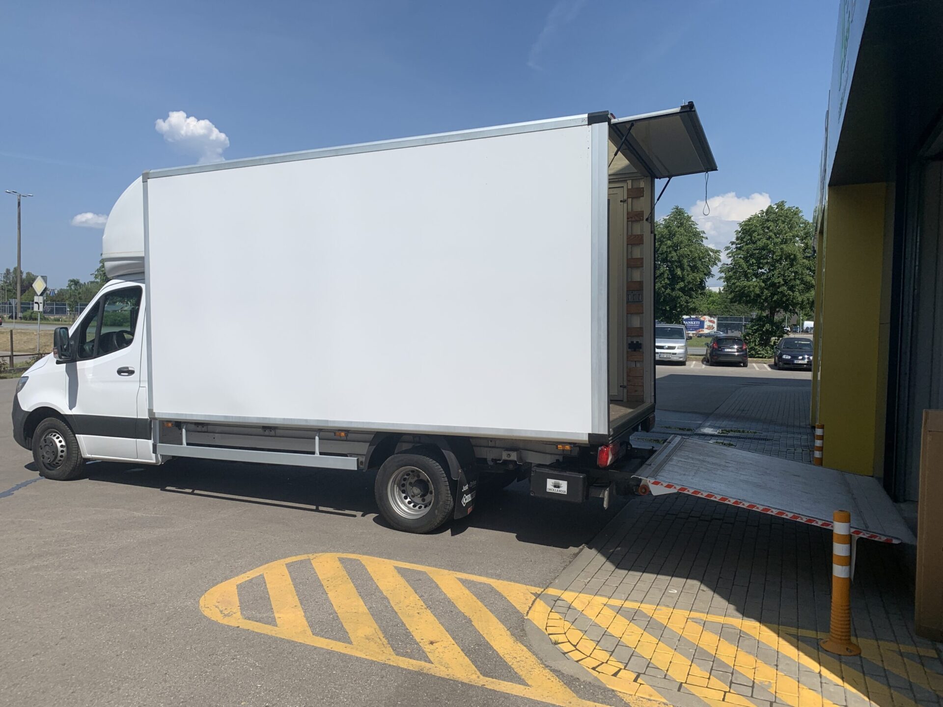 möbeltransport ins ausland
